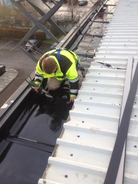 Why Businesses Should Consider Replacing Gutter Lining Systems